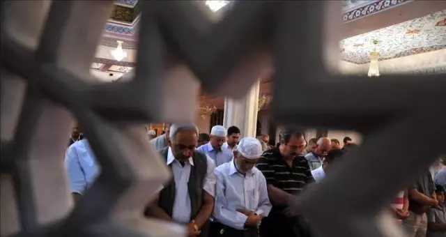 Berat Kandili Ne Zaman 2019? Kandil Orucu Hangi Gün Tutulur?