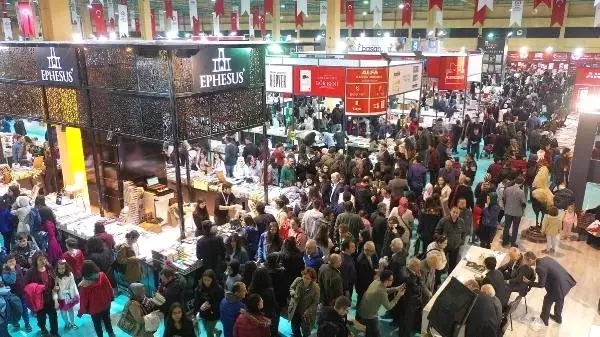 Denizli Kitap Fuarı'nı 320 Bin Kişi Gezdi