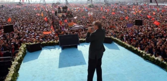 Fehmi Koru'dan Olay Yaratacak İddia: AK Parti İstanbul İçin Anket Yaptırıyor