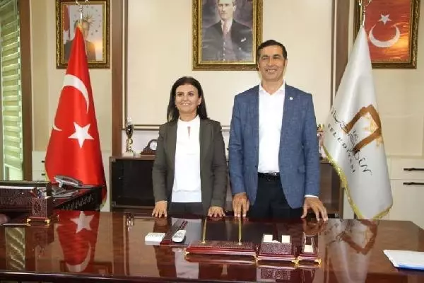 Nusaybin'de Hdp'li Nergiz, Göreve Başladı