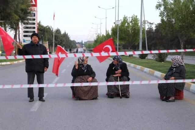 Özel Mülkiyet Olduğu Gerekçesiyle Pamukkale Yolunu Kapattılar