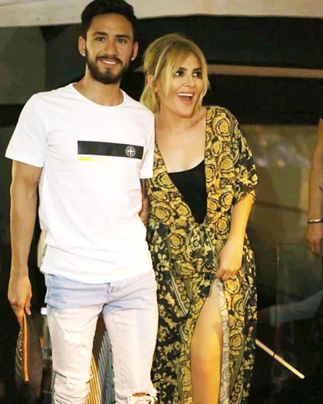 Selin Ciğerci, Kayınvalidesi ve Eltisiyle Fotoğrafını Paylaştı