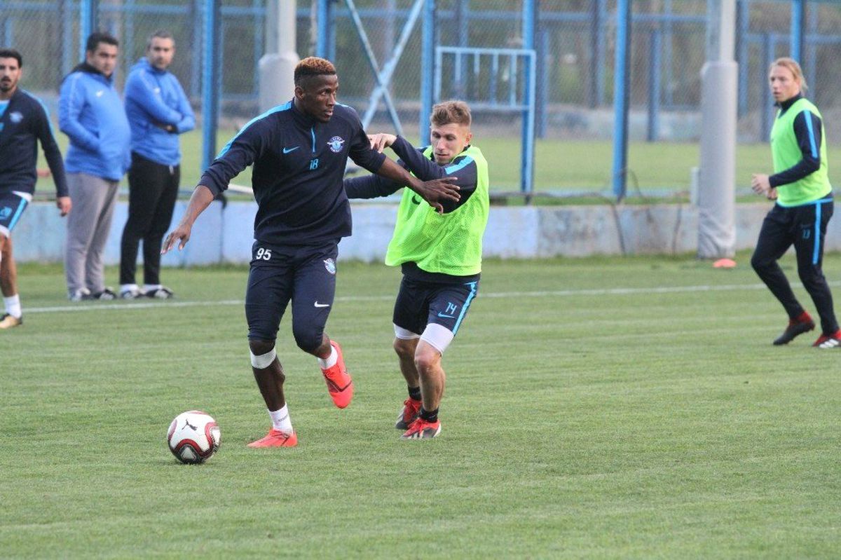 Adana Demirspor'da Joher Rassoul'un Dirseği Kırıldı