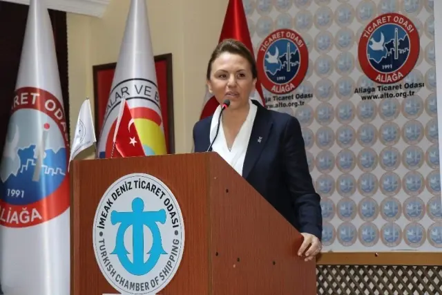 Başkan Şimşek: 'Aliağa Limanlarımıza Gelen Gemi Sayısı İzmir'in 3 Katı' Başkan Şimşek: 'Aliağa Limanlarımıza Gelen Gemi Sayısı İzmir'in 3 Katı'