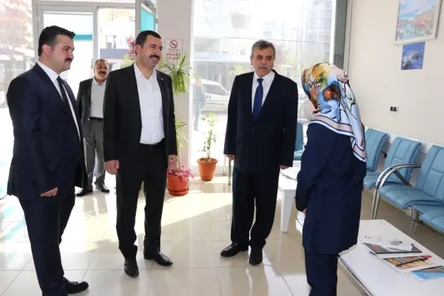 Başkanlardan Karaköprü Esnafına Teşekkür Ziyareti