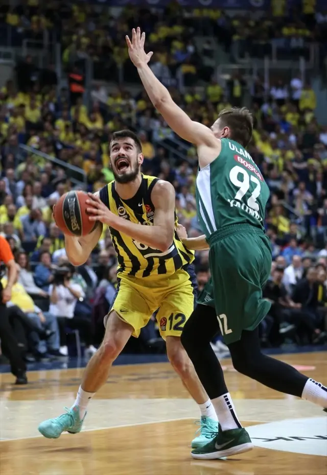 Fenerbahçe Beko, Zalgiris Kaunas'ı Ezdi Geçti Fenerbahçe Beko, Zalgiris Kaunas'ı Ezdi Geçti