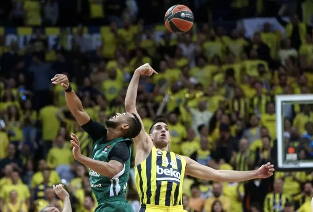 Fenerbahçe Beko, Zalgiris Kaunas'ı Ezdi Geçti Fenerbahçe Beko, Zalgiris Kaunas'ı Ezdi Geçti