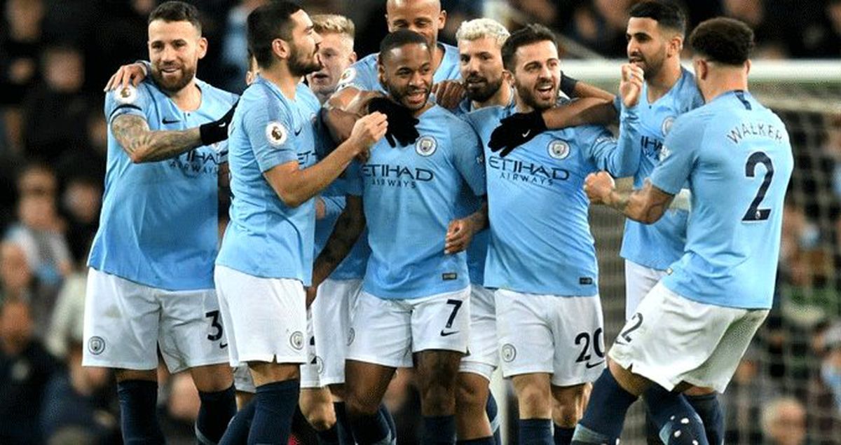 Fenerbahçe Skrtel'ın Yerine Kompany'nin Peşine Düştü