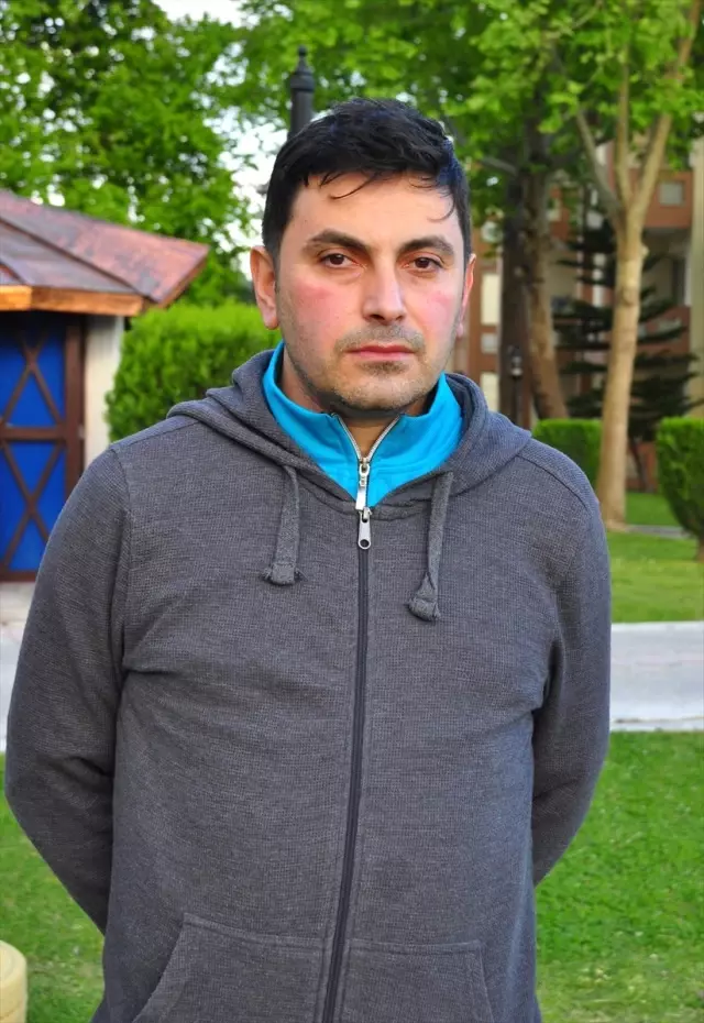 Güncelleme 3 - Antalya'da Yolcu Midibüsü Devrildi
