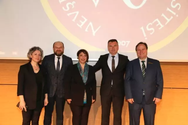 Nevü Turizm Fakültesinden '2.kapadokya Turizm Haftası Paneli'