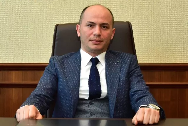Yeni Orduspor'da Yönetim Görevi Bırakıyor Yeni Orduspor'da Yönetim Görevi Bırakıyor