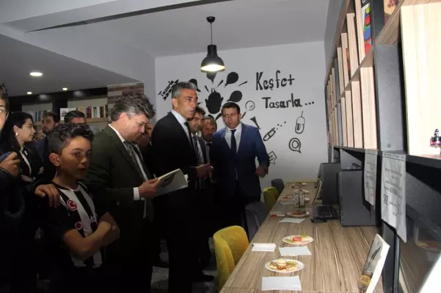Ahırlı'da Millet Kıraathanesi Açıldı