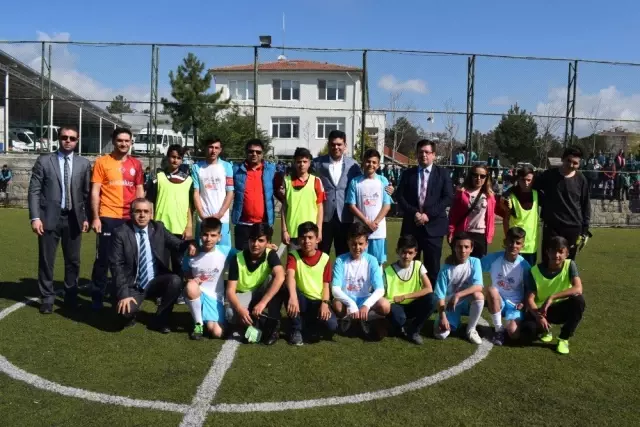 Arguvan'da Okulararası Bahar Turnuvası Sona Erdi
