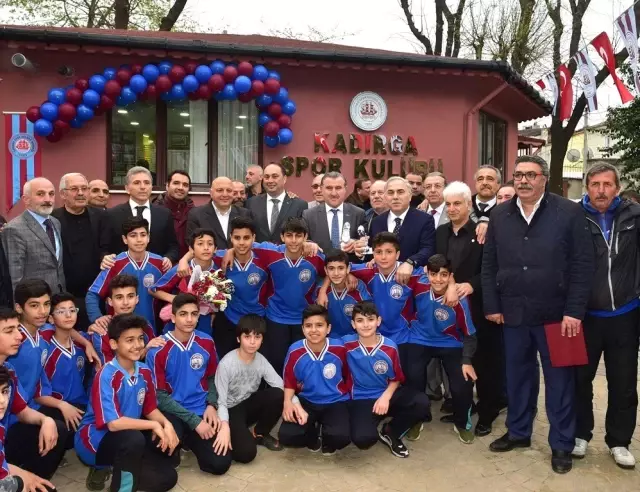 Başkan Turan, 'Fatih'te Spor Sahası Sayısını 6'ya Çıkarmayı Planlıyoruz' Başkan Turan, 'Fatih'te Spor Sahası Sayısını 6'ya Çıkarmayı Planlıyoruz'