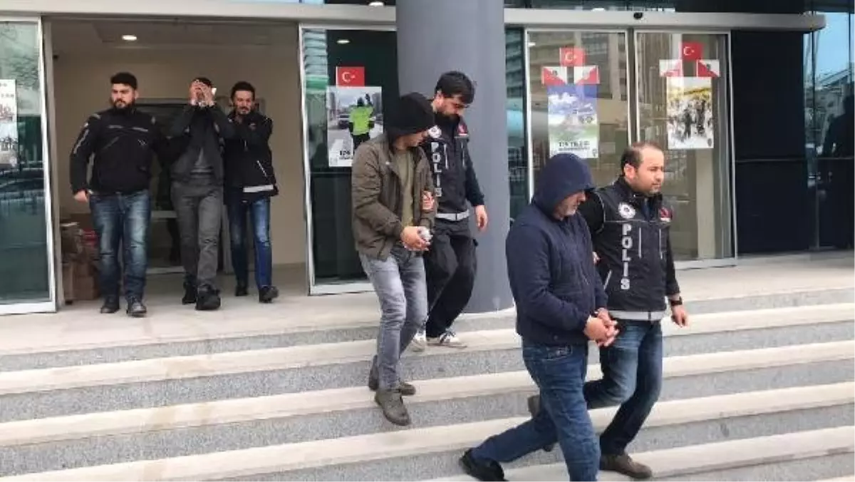 Bursa'da Uyuşturucu Operasyonu: 3 Gözaltı