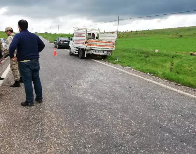 Midyat'ta Trafik Kazası: 6 Yaralı
