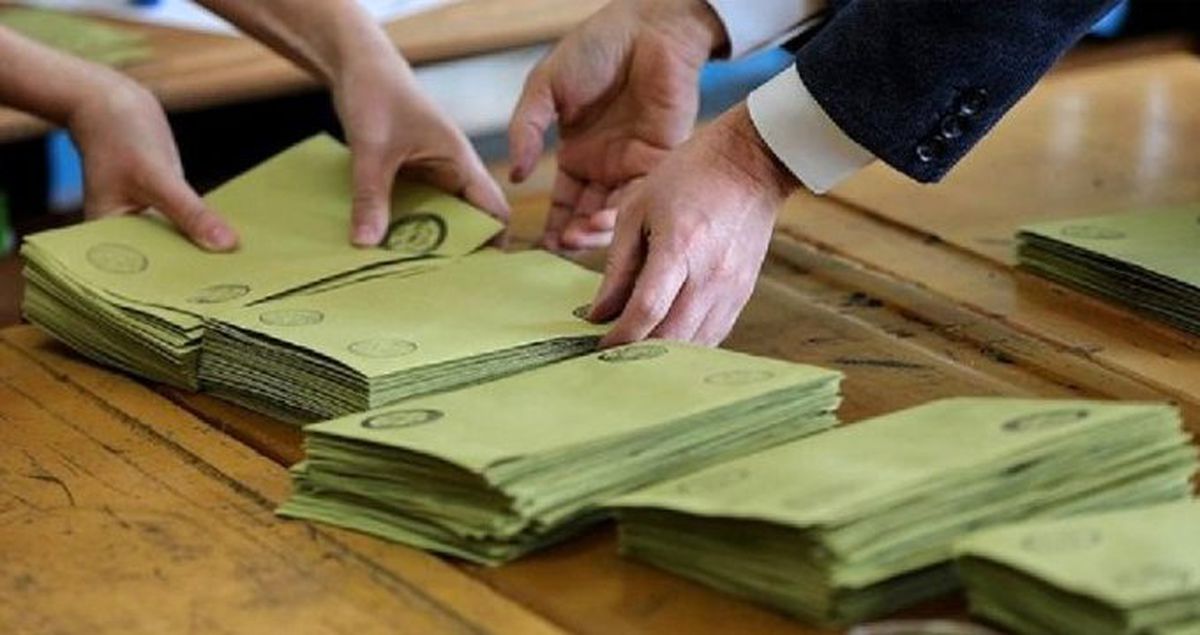 AK Parti'nin İstanbul İl Seçim Kuruluna Tutanaklarla İlgili Yaptığı İtiraz Reddedildi