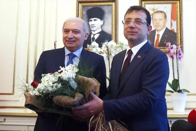 Uysal, Görevi İmamoğlu'na Devretti
