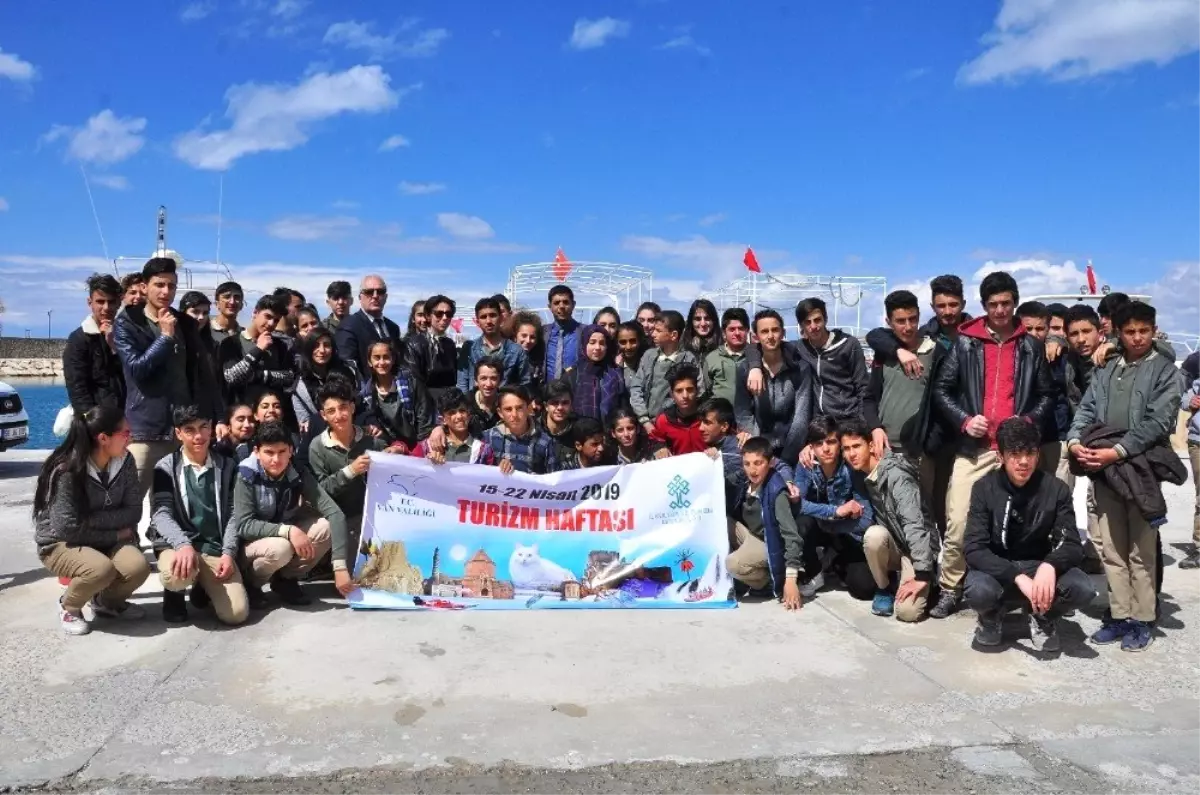 Van'da 43. Turizm Haftası Etkinlikleri