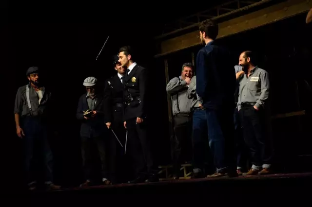 Esaretin Bedeli' Oyunu Bursa'da Sahnelendi Esaretin Bedeli' Oyunu Bursa'da Sahnelendi