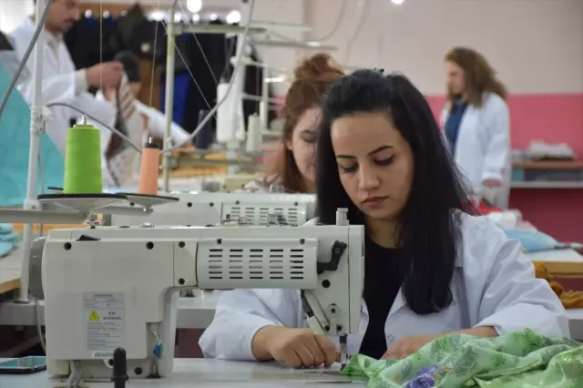 Hakkari'nin Fabrika Gibi Üreten Eğitim Merkezi Hakkari'nin Fabrika Gibi Üreten Eğitim Merkezi