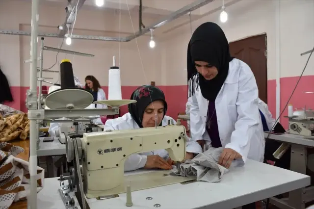 Hakkari'nin Fabrika Gibi Üreten Eğitim Merkezi Hakkari'nin Fabrika Gibi Üreten Eğitim Merkezi