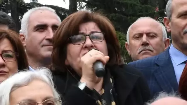 İmamoğlu'nun Memleketinde Partililer Kutlama Yaptı