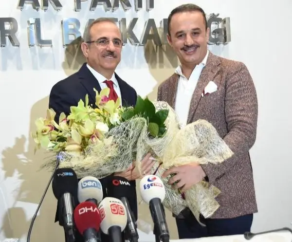 İzmir'de AK Parti İl Başkanı Sürekli Göreve Başladı