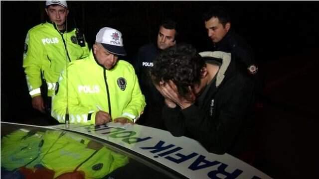 Trafikteki Gece Denetiminde Fıkra Gibi Diyaloglar