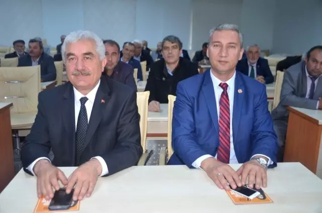 Bilecik Merkez İlçe Köylere Hizmet Götürme Birliği Toplantısı Bilecik Merkez İlçe Köylere Hizmet Götürme Birliği Toplantısı