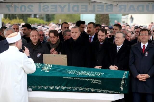 Cumhurbaşkanı Erdoğan ve İBB Başkanı Ekrem İmamoğlu, Beraber Saf Tuttu