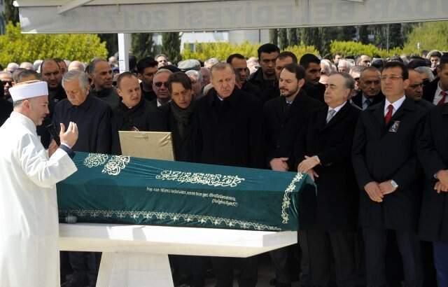 Ekrem İmamoğlu, Cumhurbaşkanı Erdoğan'la Aralarında Geçen Diyaloğu Anlattı