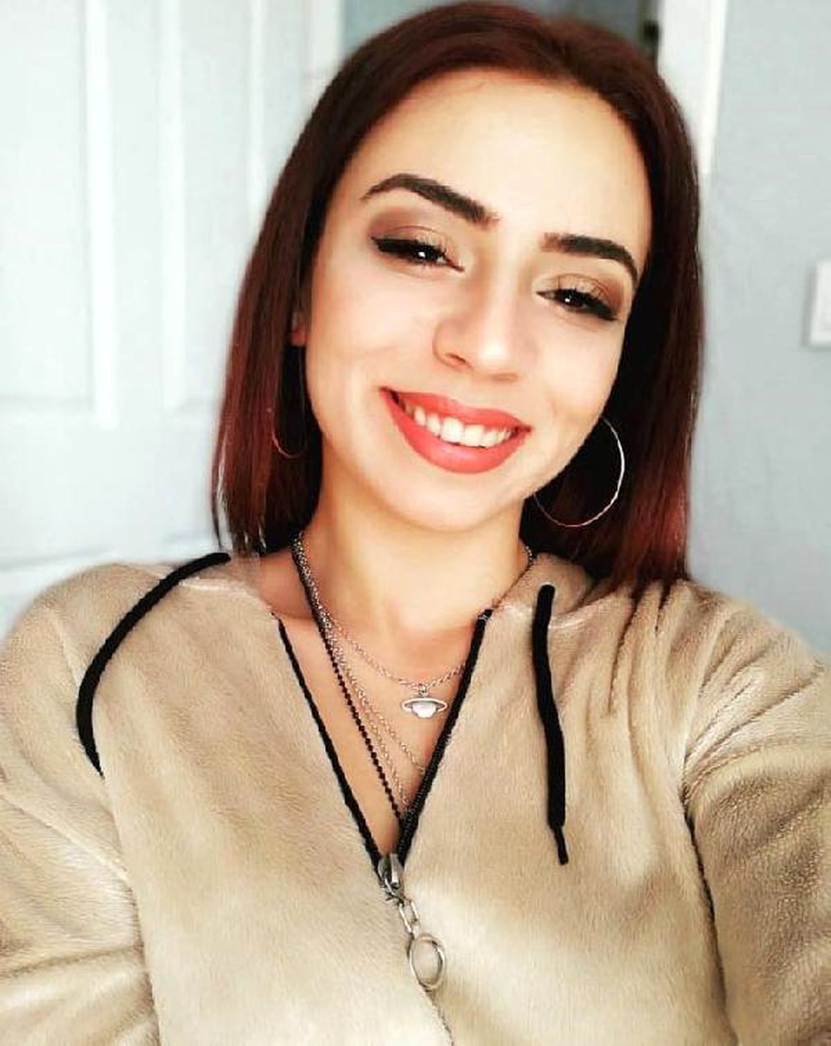 İş Yerindeki Dehşette Yaralanan Ahsen ve Tuğçe'nin Tedavisi Sürüyor