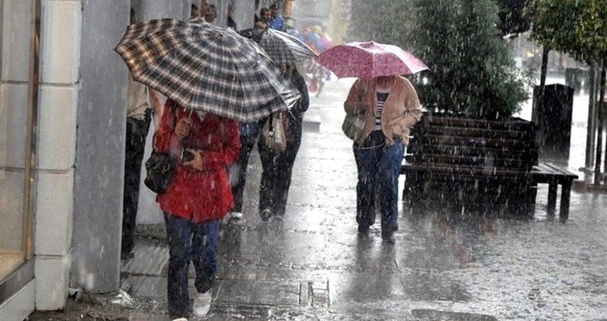 Meteoroloji'dan Vatandaşlara Kritik Uyarı: İki Bölge Hariç Yurt Genelinde Yağış Var
