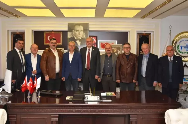 Başkan Bakkalcıoğlu'na Ziyaretçi Akını