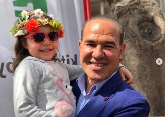 Hüseyin Sözlü Kimdir?