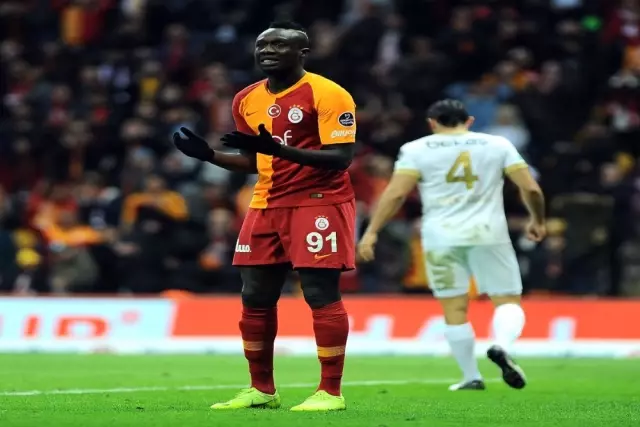 Mbaye Diagne Galatasaray'da 8., Ligde 28. Golünü Attı Mbaye Diagne Galatasaray'da 8., Ligde 28. Golünü Attı