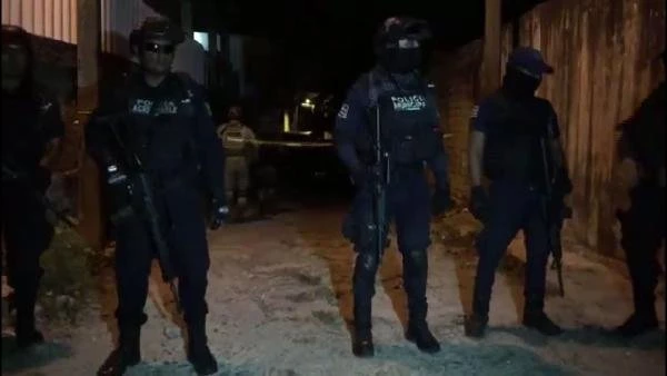 Meksika'da, Doğum Günü Kutlamasını Basan Silahlı Saldırganlar Katliam Yaptı: 13 Meyyit