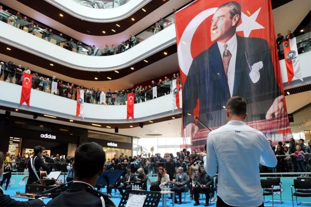 Polis Teşkilatı Kuruluş Yıldönümü Piazza'da Kutladı