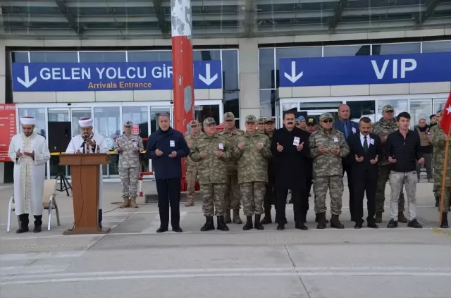 Şehitlerimizi Uğurluyoruz Şehitlerimizi Uğurluyoruz