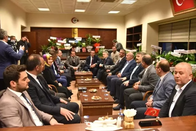 AK Parti Heyeti Cumhur İttifakı'nın Belediye Başkanlarını Ziyaret Etti