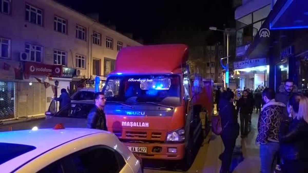 Kırıkkale'de, İş Merkezinde 6 Kişi Dumandan Etkilendi