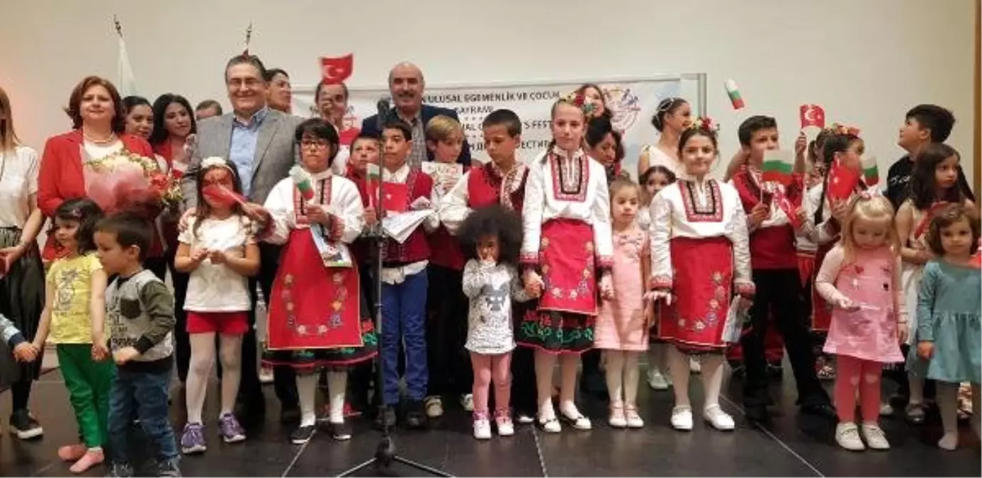 Sofya'da, 23 Nisan Coşkusu