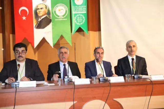 Uluslararası Eyyubiler Sempozyumu Başladı Uluslararası Eyyubiler Sempozyumu Başladı