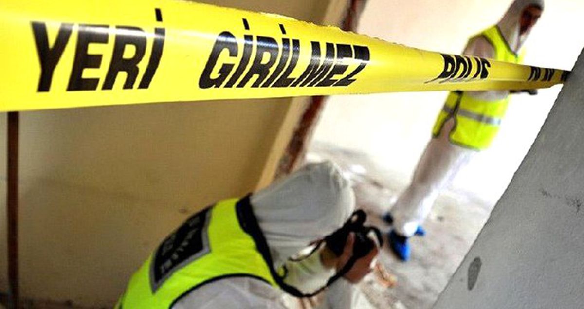 Asansör Boşluğuna Düşen Polis Hayatını Kaybetti