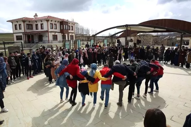 Kenan Yavuz Kültür Evi'nde Turizm Haftası Etkinliği Düzenlendi