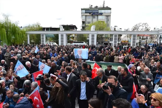 Kılıçdaroğlu'na Yapılan Saldırı Kılıçdaroğlu'na Yapılan Saldırı