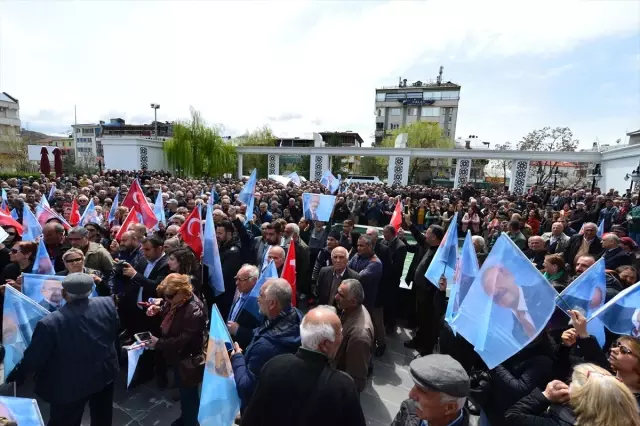 Kılıçdaroğlu'na Yapılan Saldırı Kılıçdaroğlu'na Yapılan Saldırı