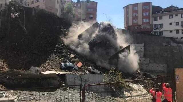 Son Dakika! İstanbul Valisi Yerlikaya Kağıthane'de Çöken Bina Hakkında Açıklama Yaptı!