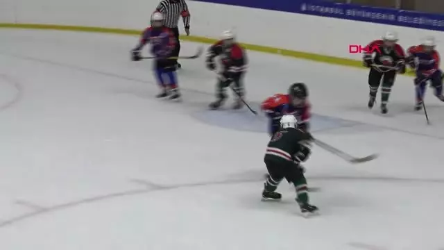 Spor 7 Farklı Ülkeden Çocuklar Buz Pistinde Buluştu